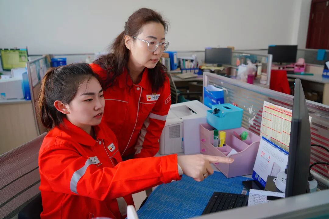 学庄:扬波油海 静待花开 (5).jpg