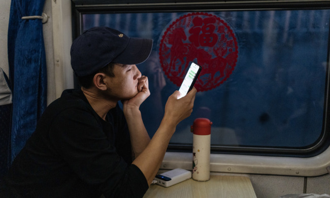 站站停的“慢”火车,串起山里村民的幸福