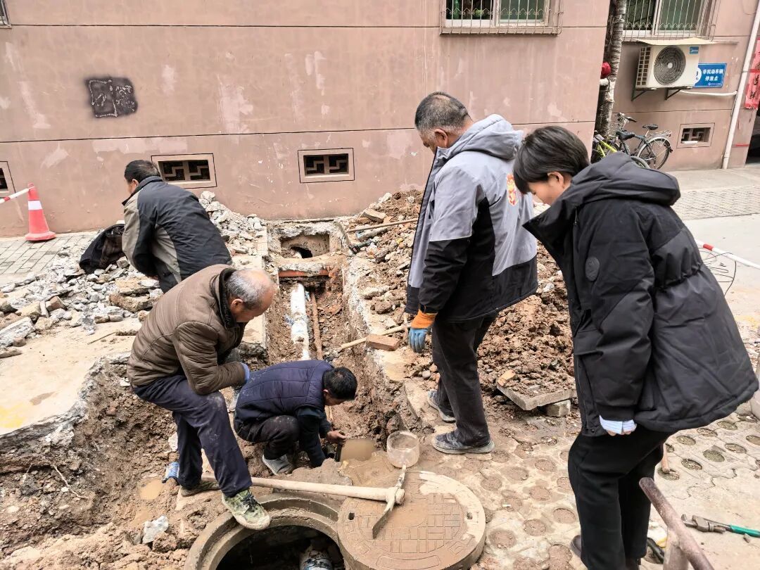 社区积极解决群众的急难愁盼问题